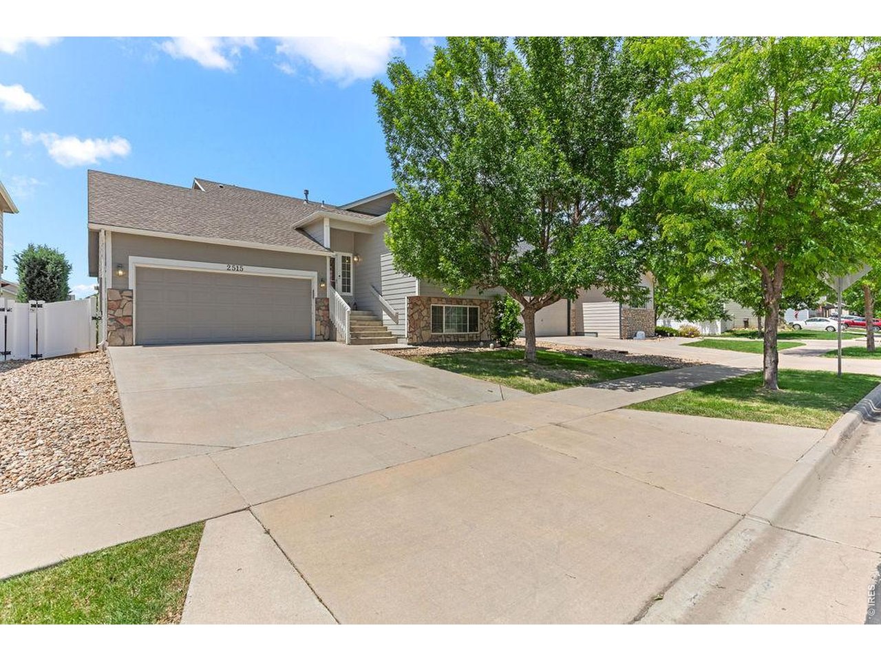 2515 Thoreau Dr