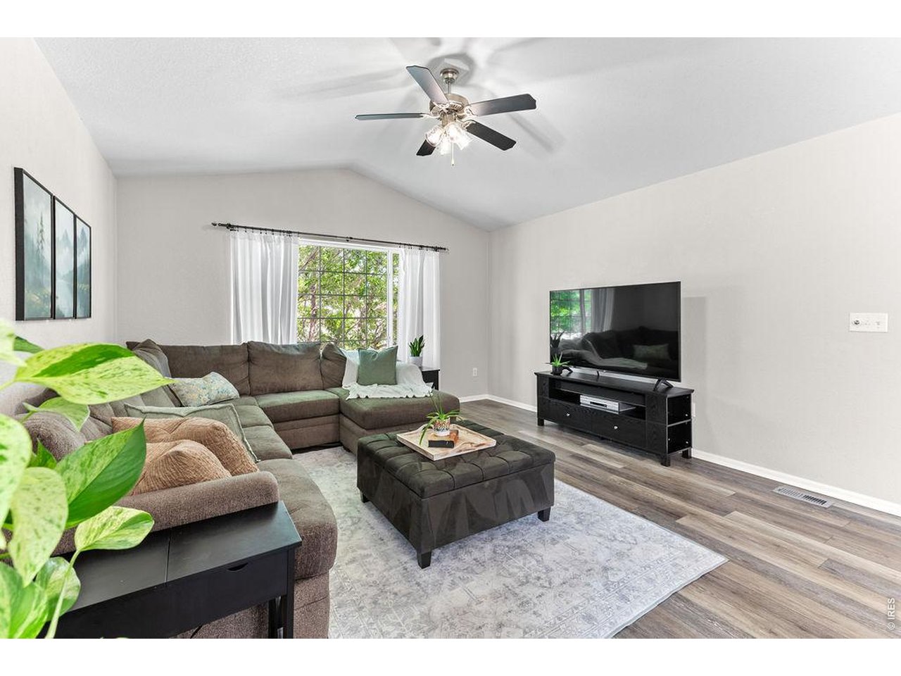 2515 Thoreau Dr