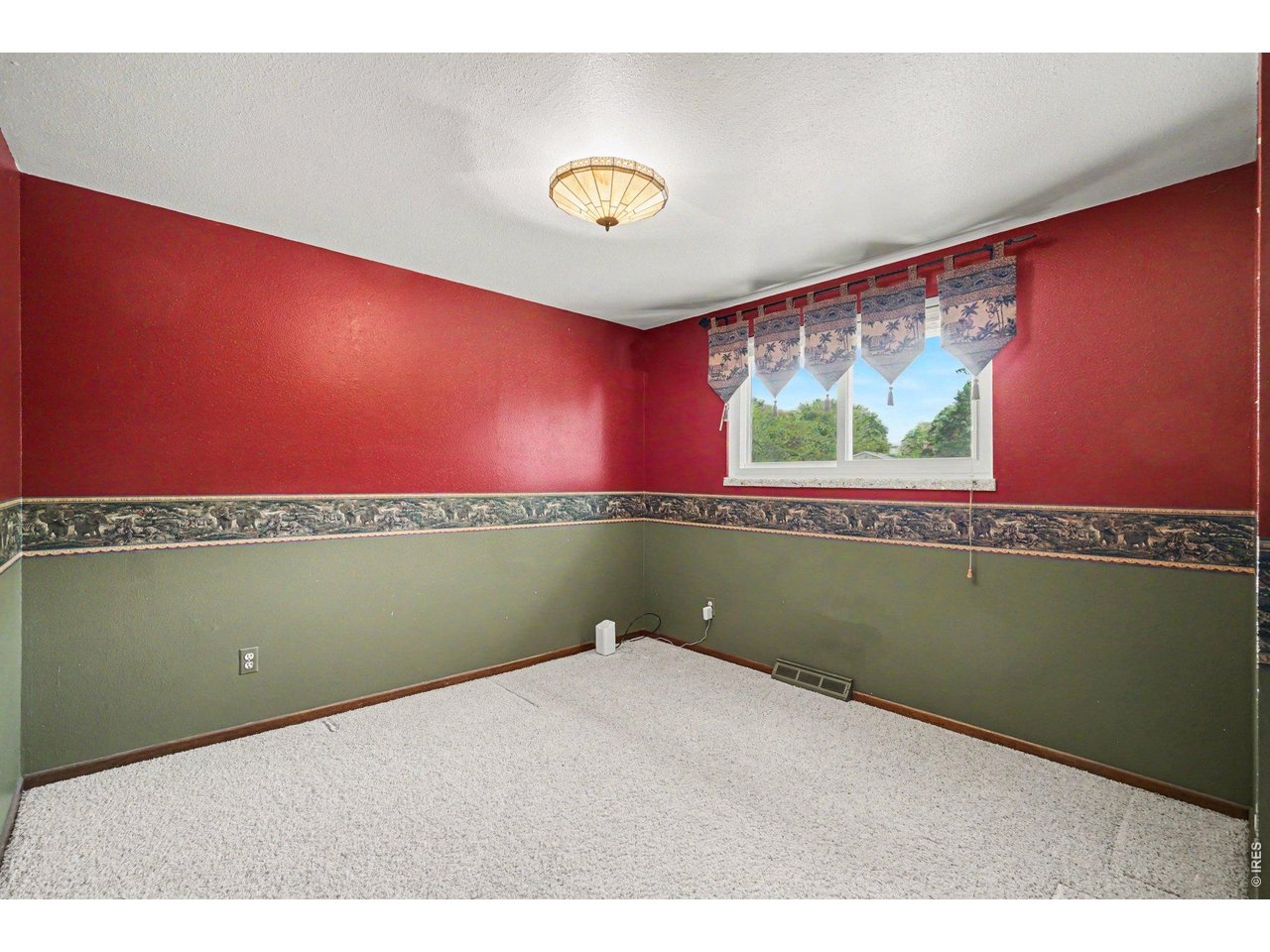 1118 S Del Norte Dr