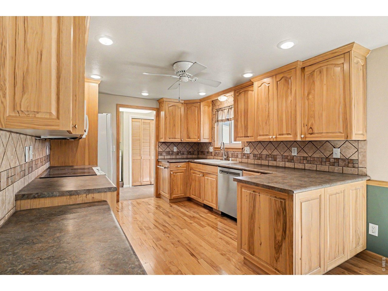 1118 S Del Norte Dr