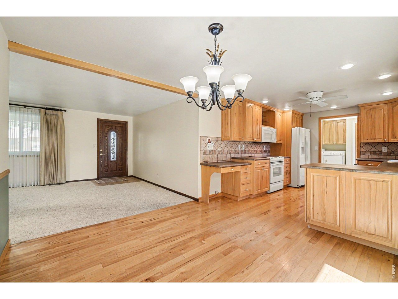 1118 S Del Norte Dr