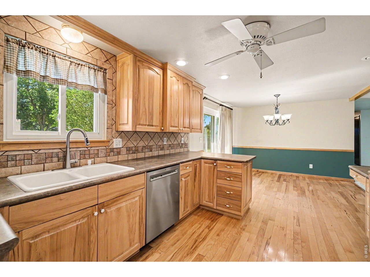 1118 S Del Norte Dr