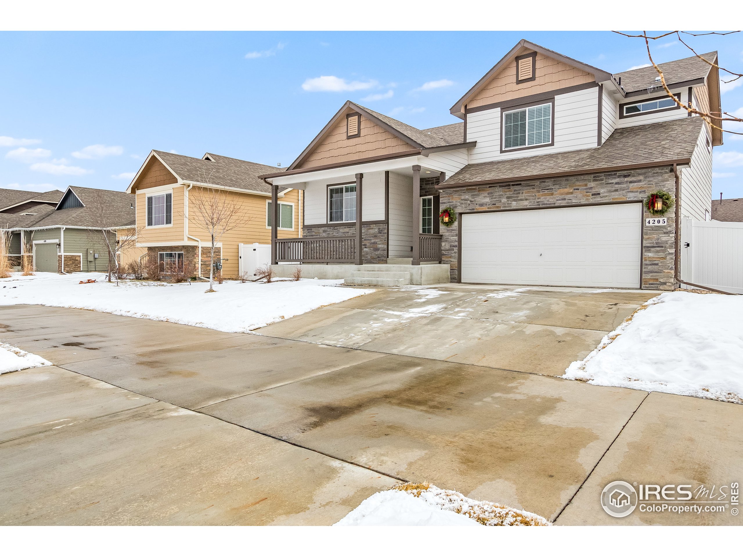 4205 Front Stretch Dr