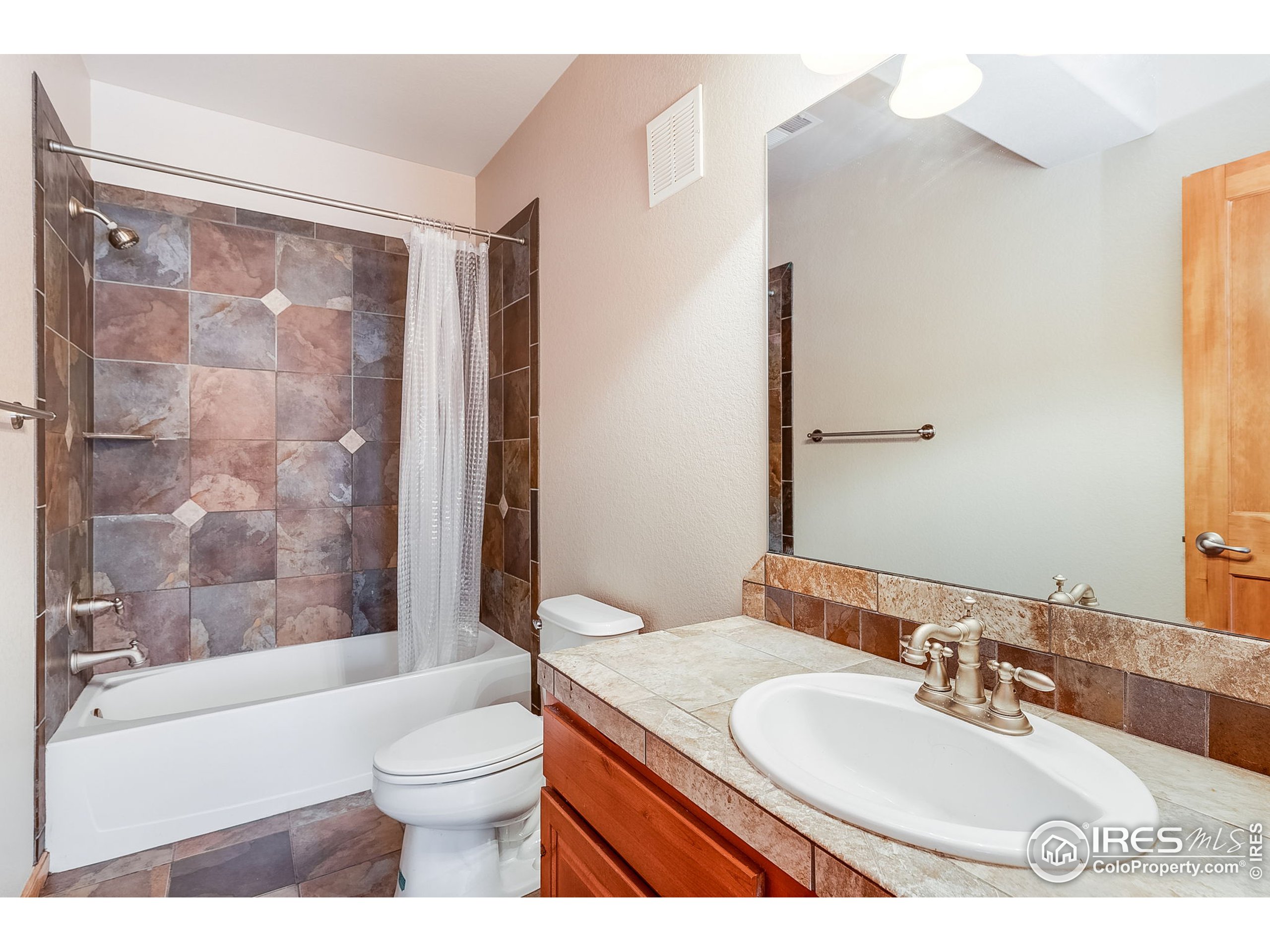 1903 Bison Ridge Dr