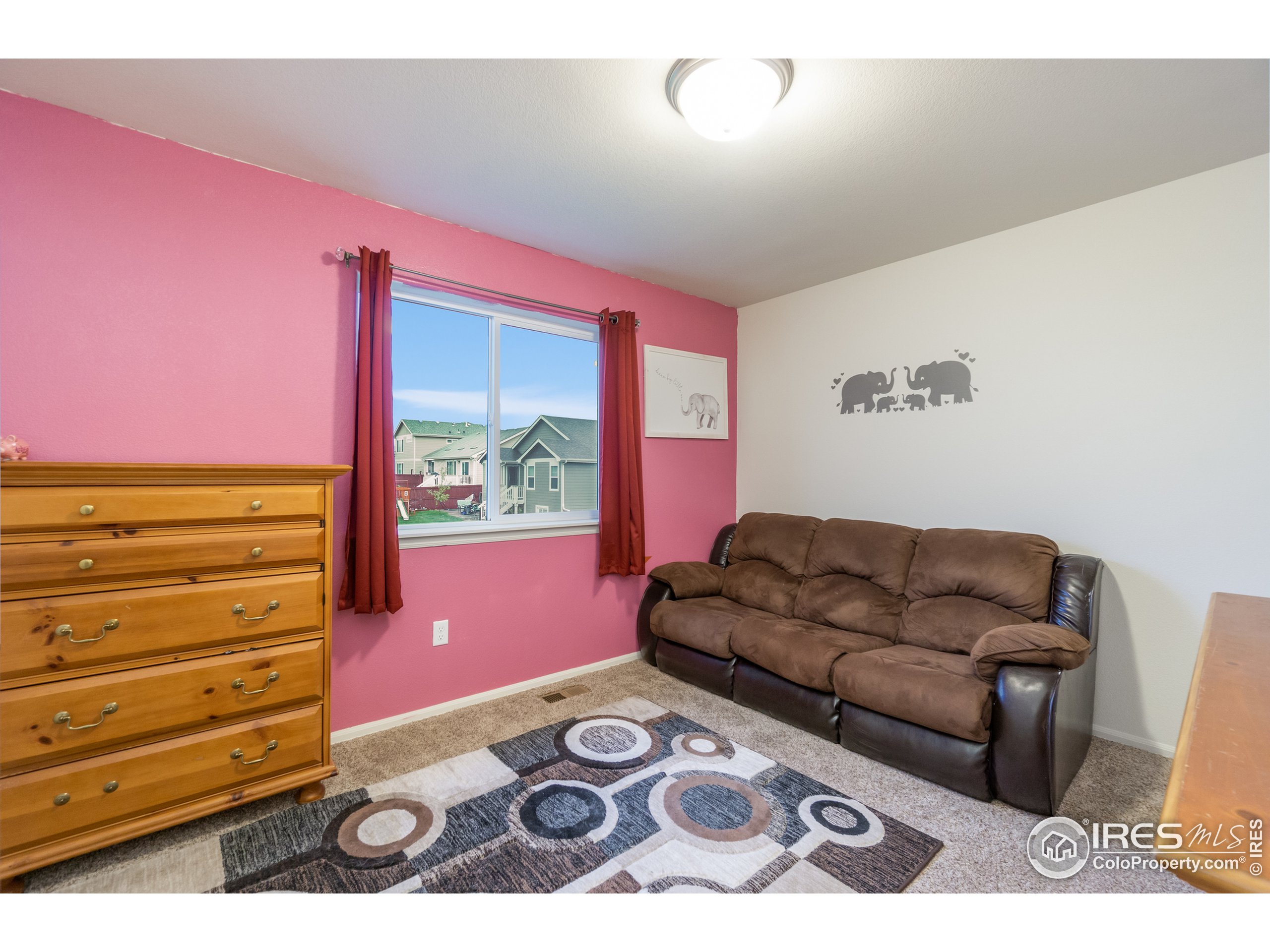 1833 Golden Horizon Dr