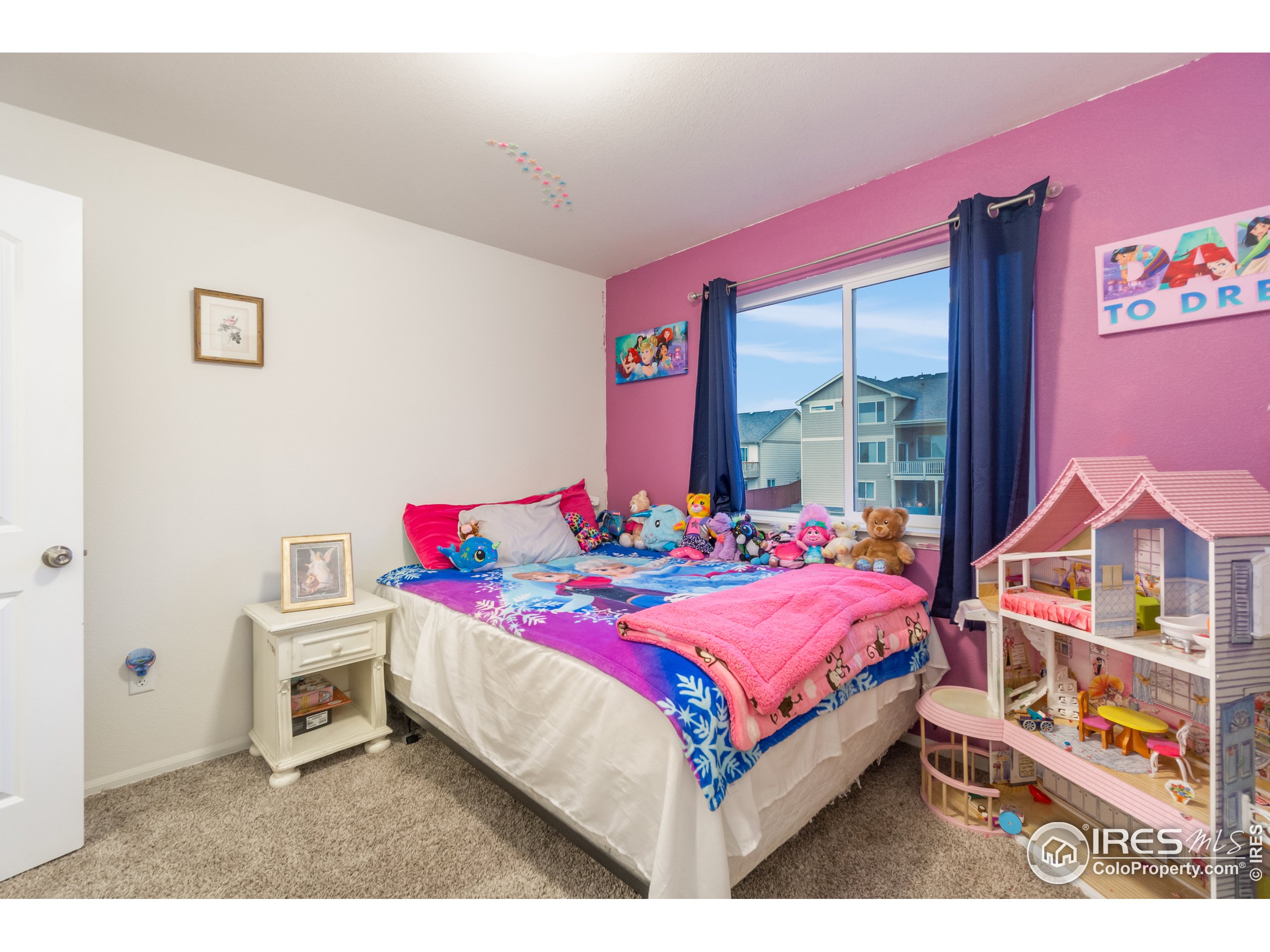 1833 Golden Horizon Dr