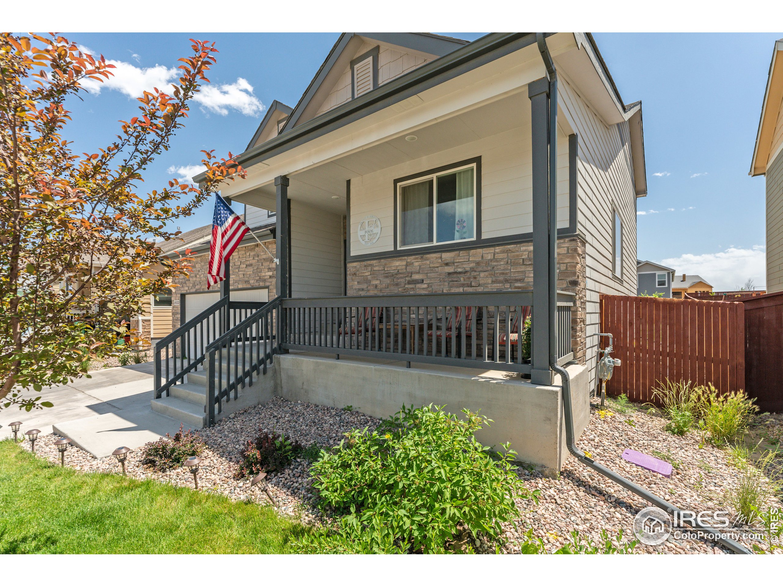 1833 Golden Horizon Dr