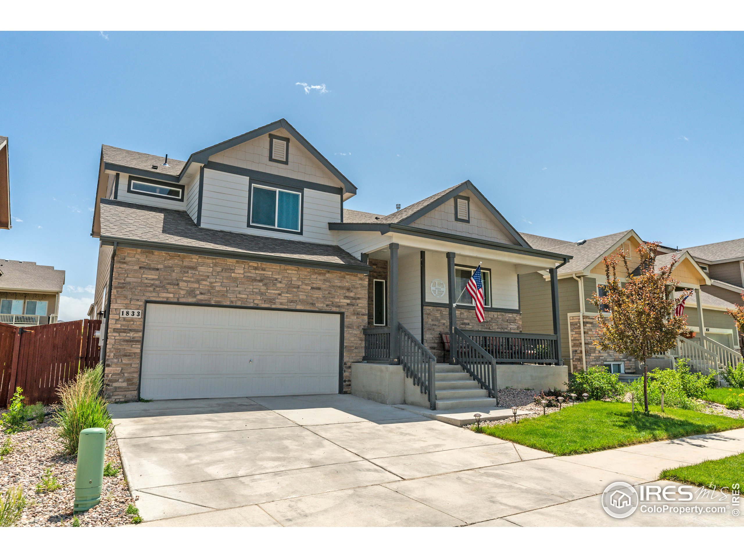 1833 Golden Horizon Dr