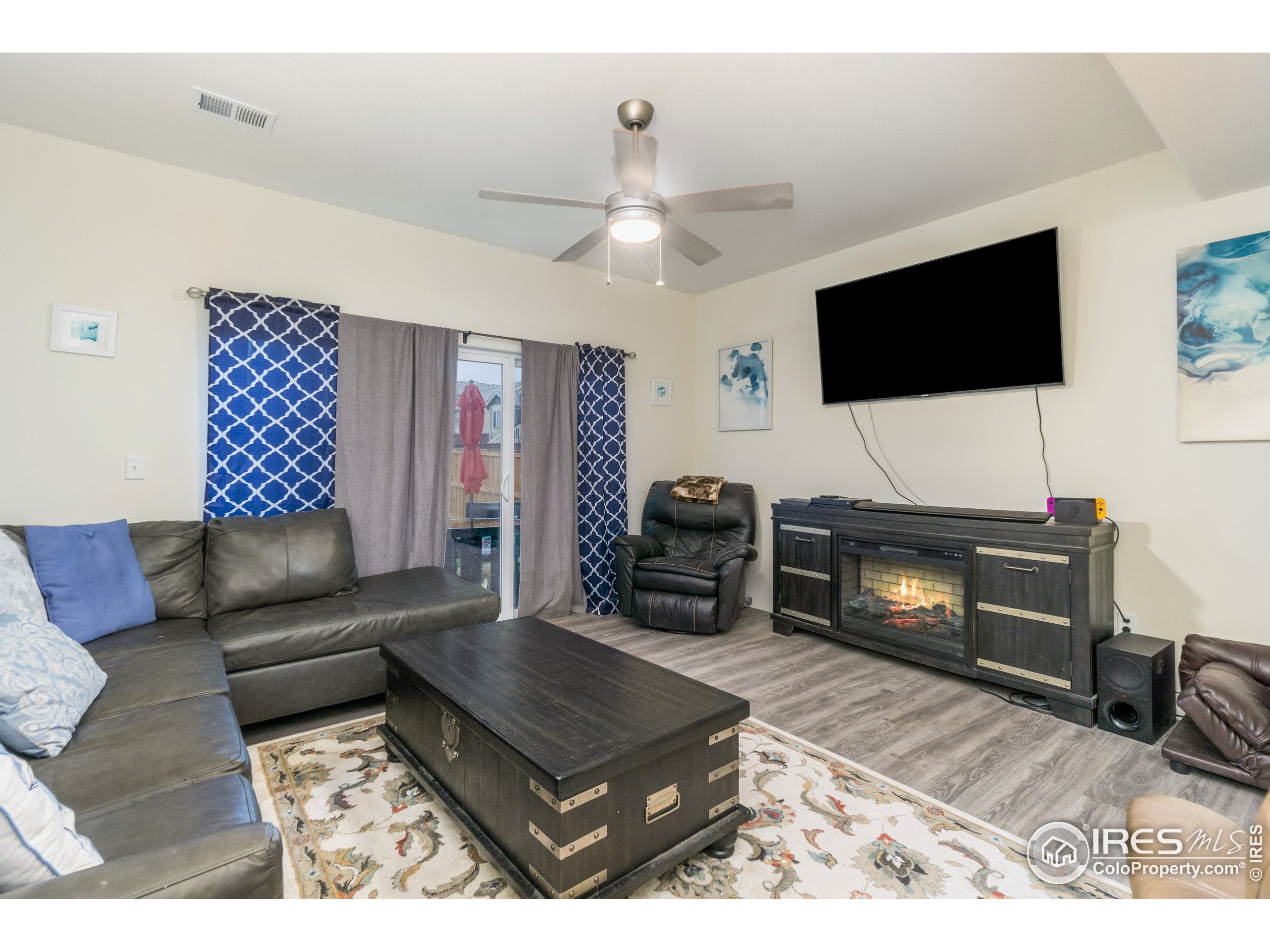 1833 Golden Horizon Dr