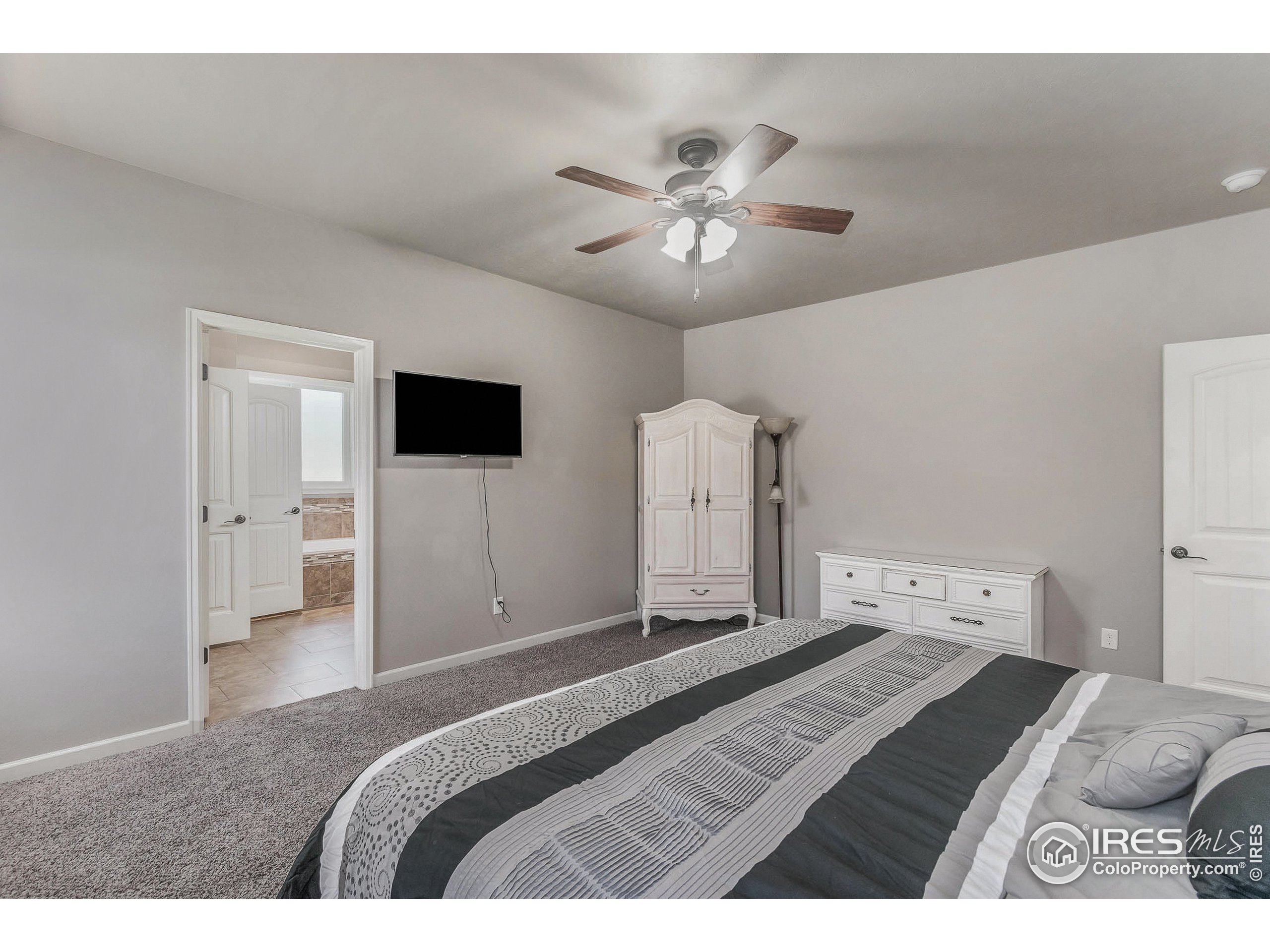 1345 Settlers Dr