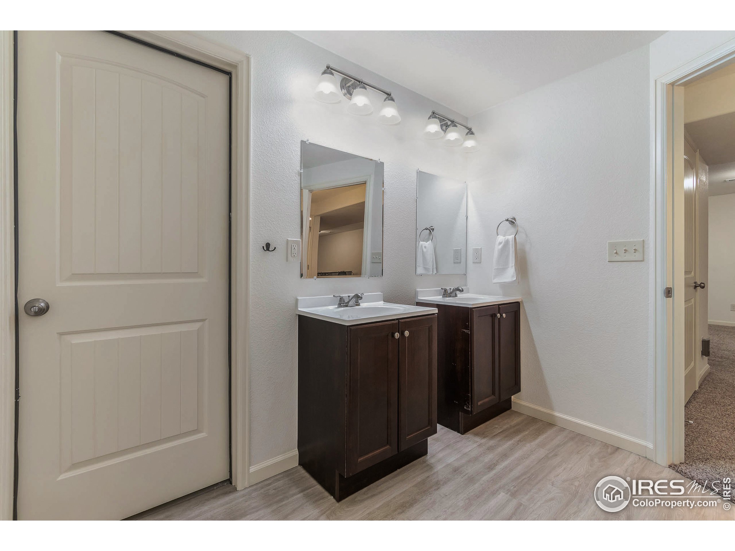 1345 Settlers Dr
