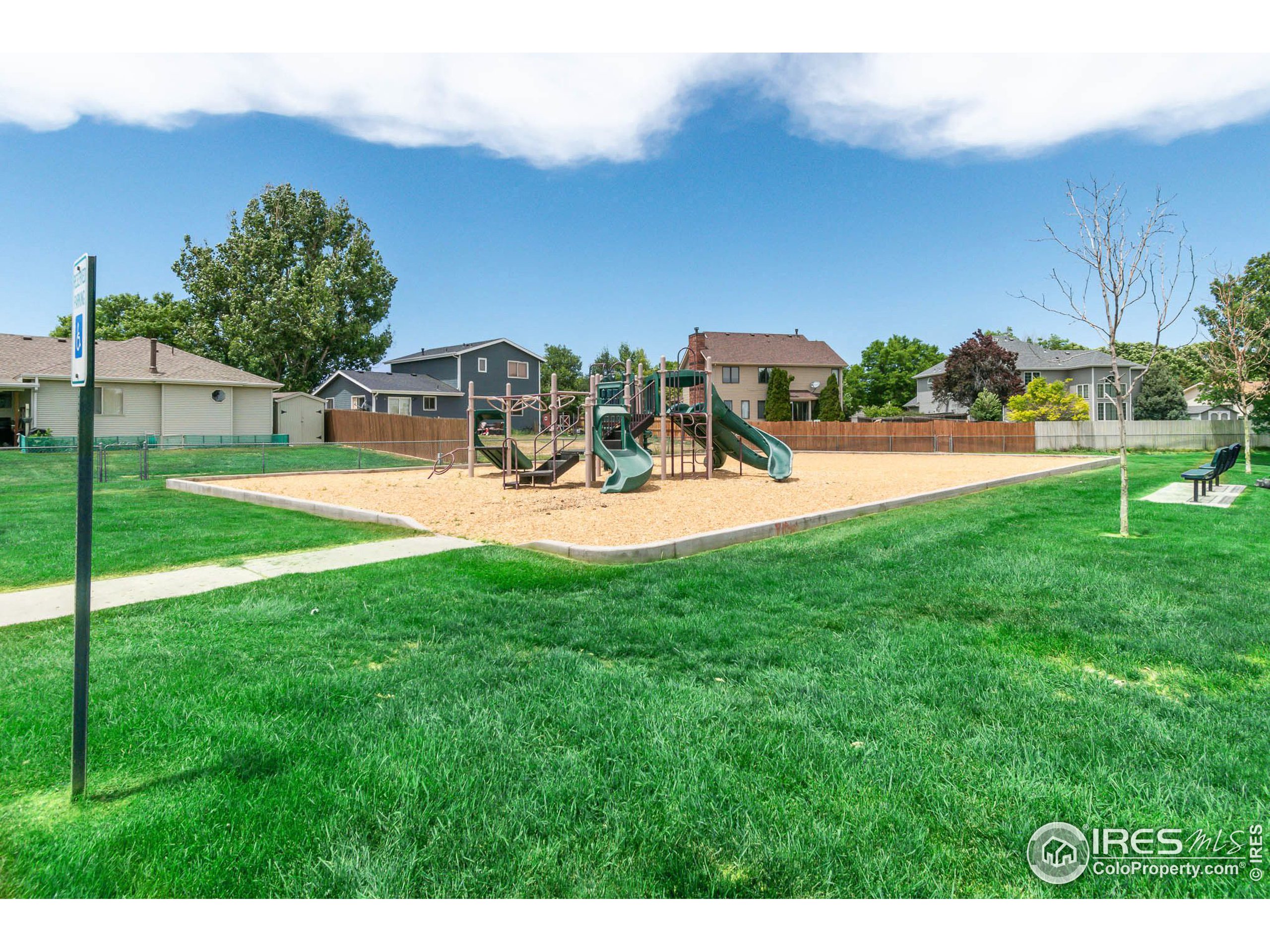 1345 Settlers Dr