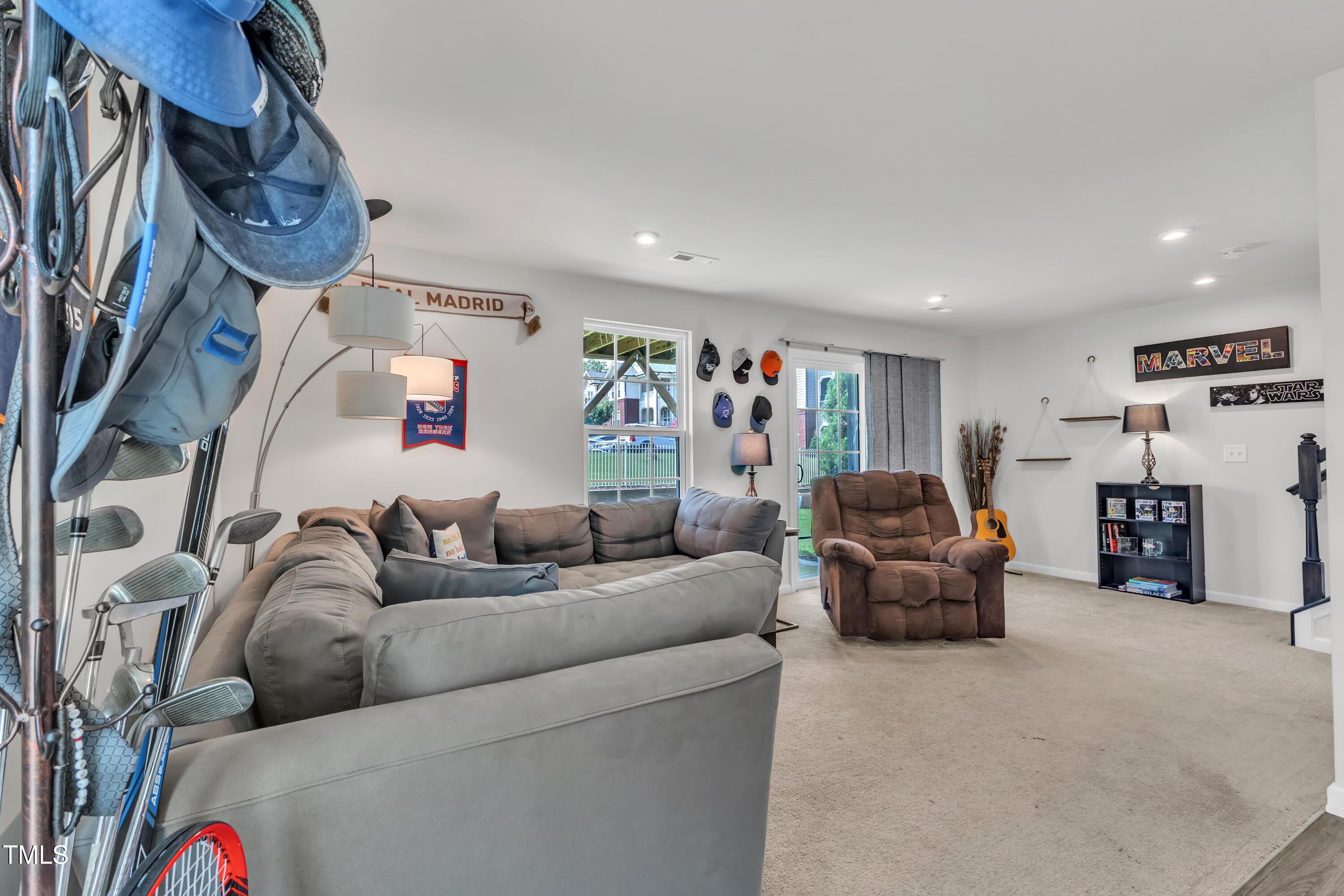 416 Amber Acorn Avenue