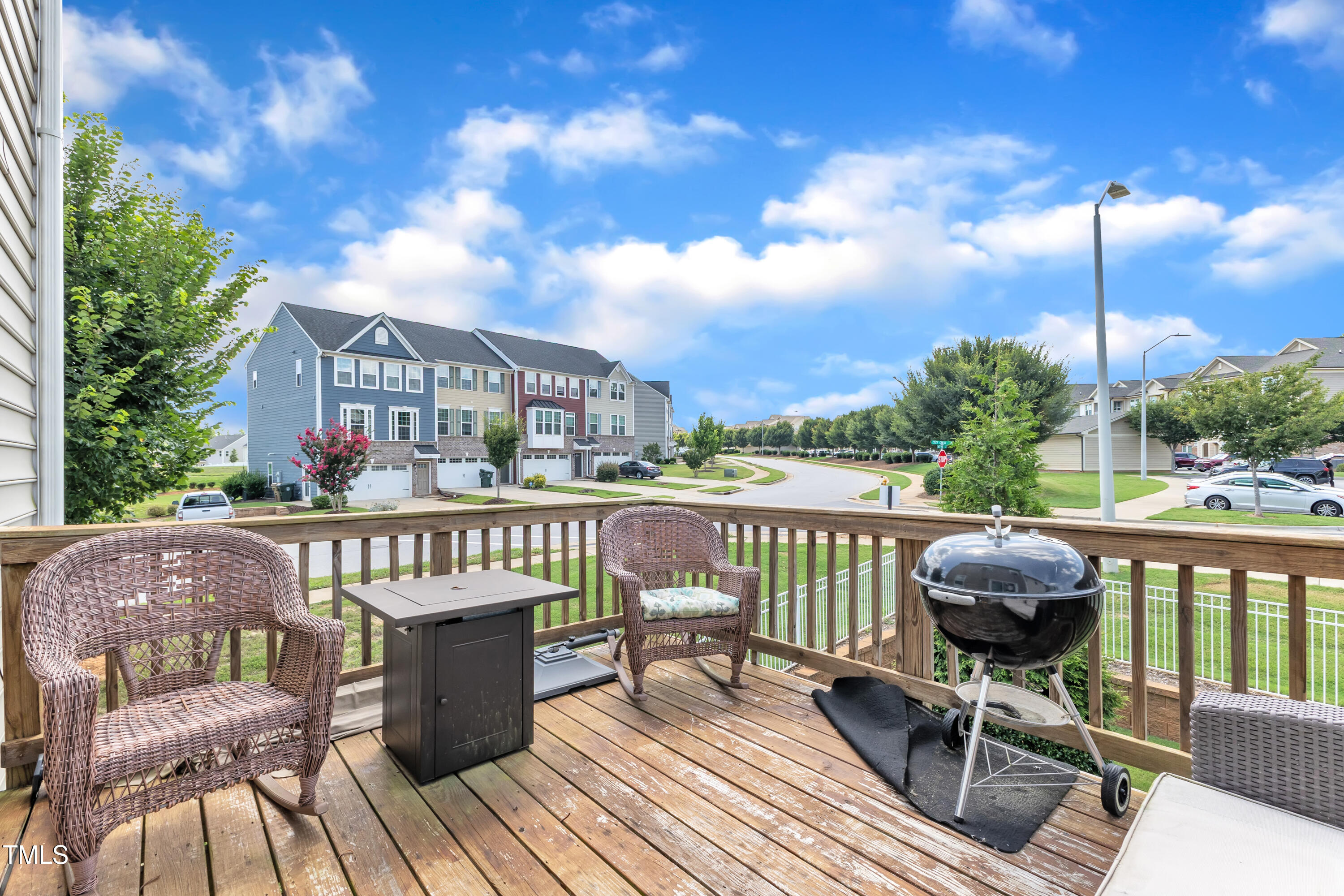 416 Amber Acorn Avenue