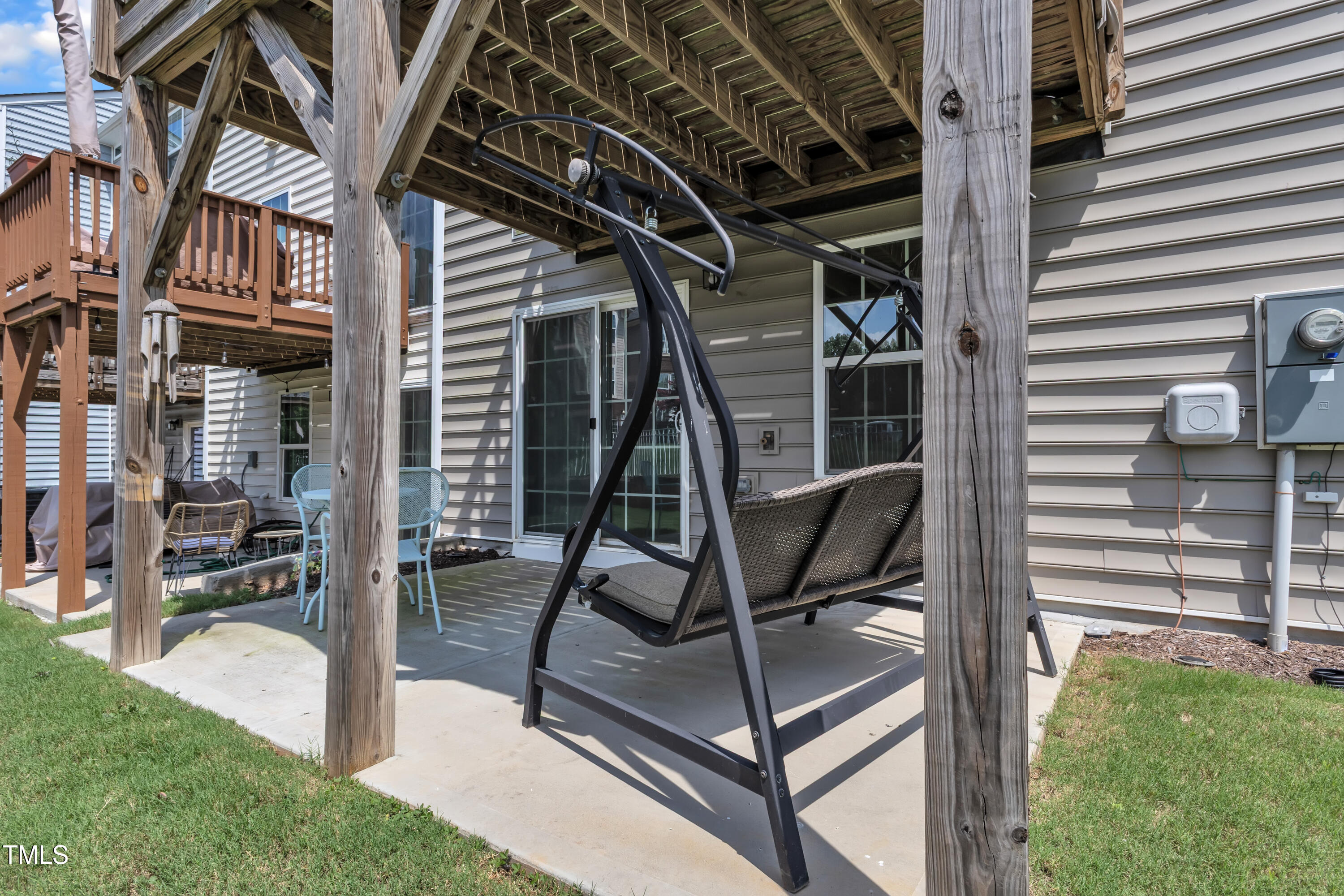 416 Amber Acorn Avenue