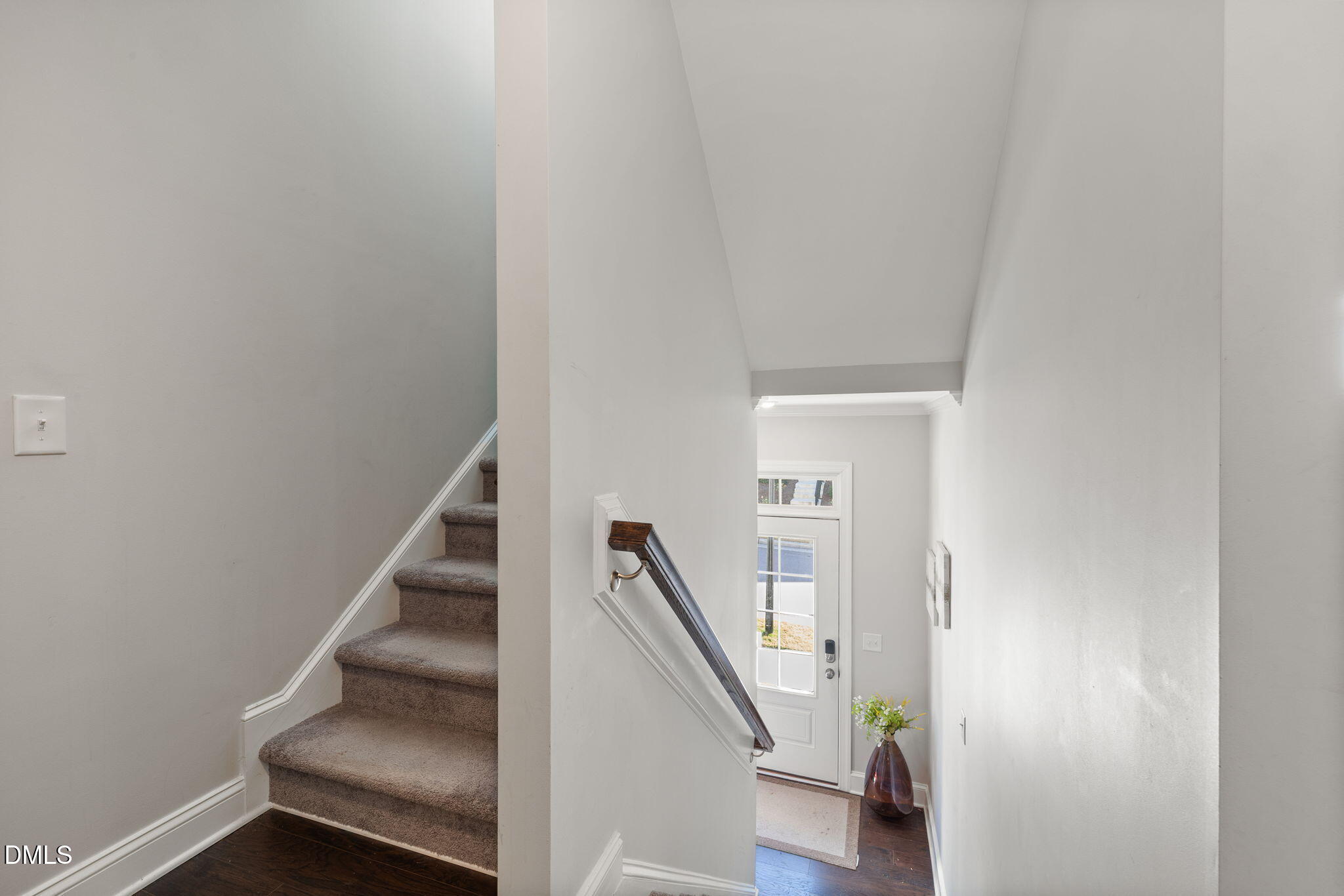 807 Winter Meadow Drive