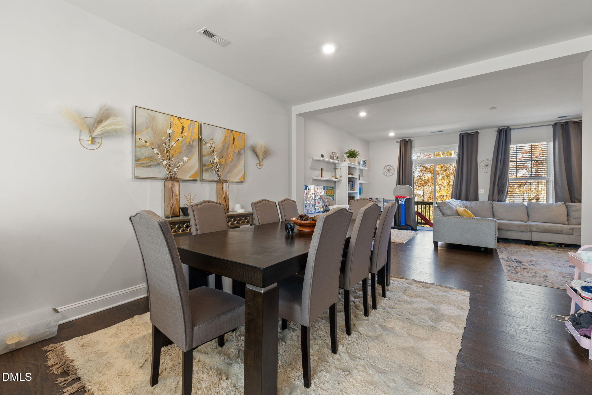 807 Winter Meadow Drive