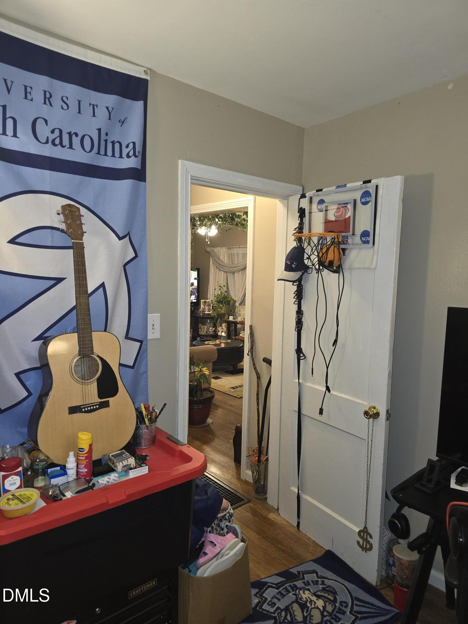 1306 Rosewood Street