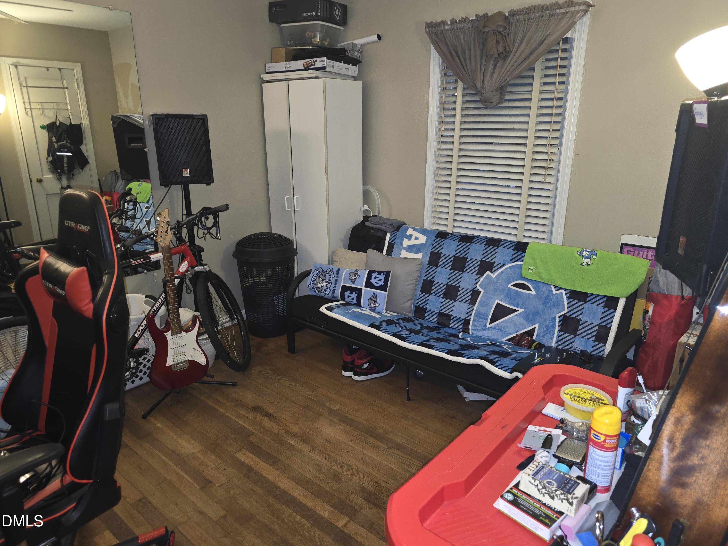 1306 Rosewood Street