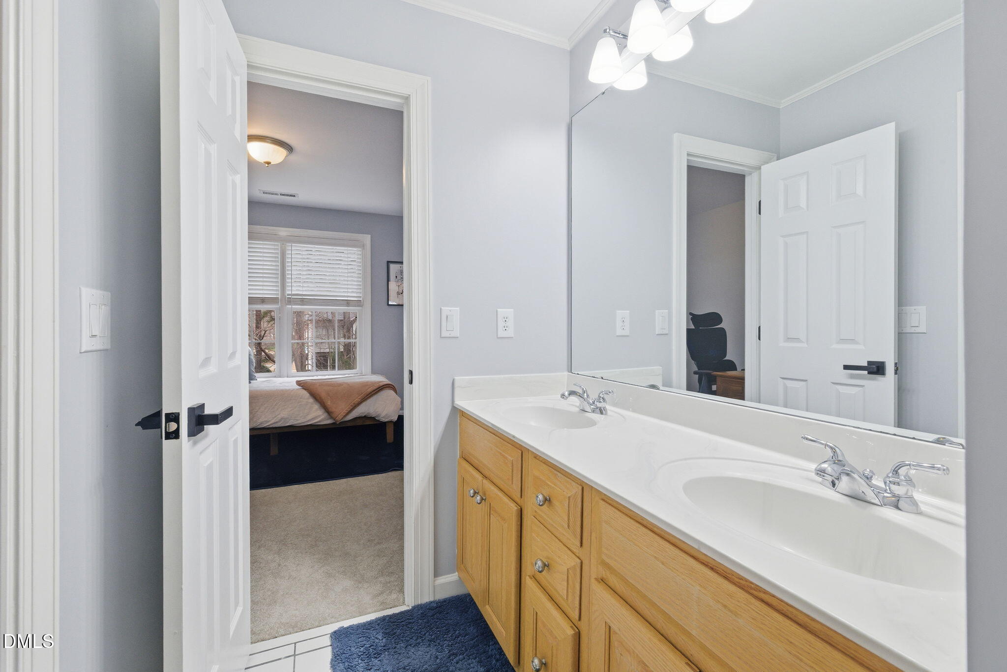 12305 Schoolhouse Street