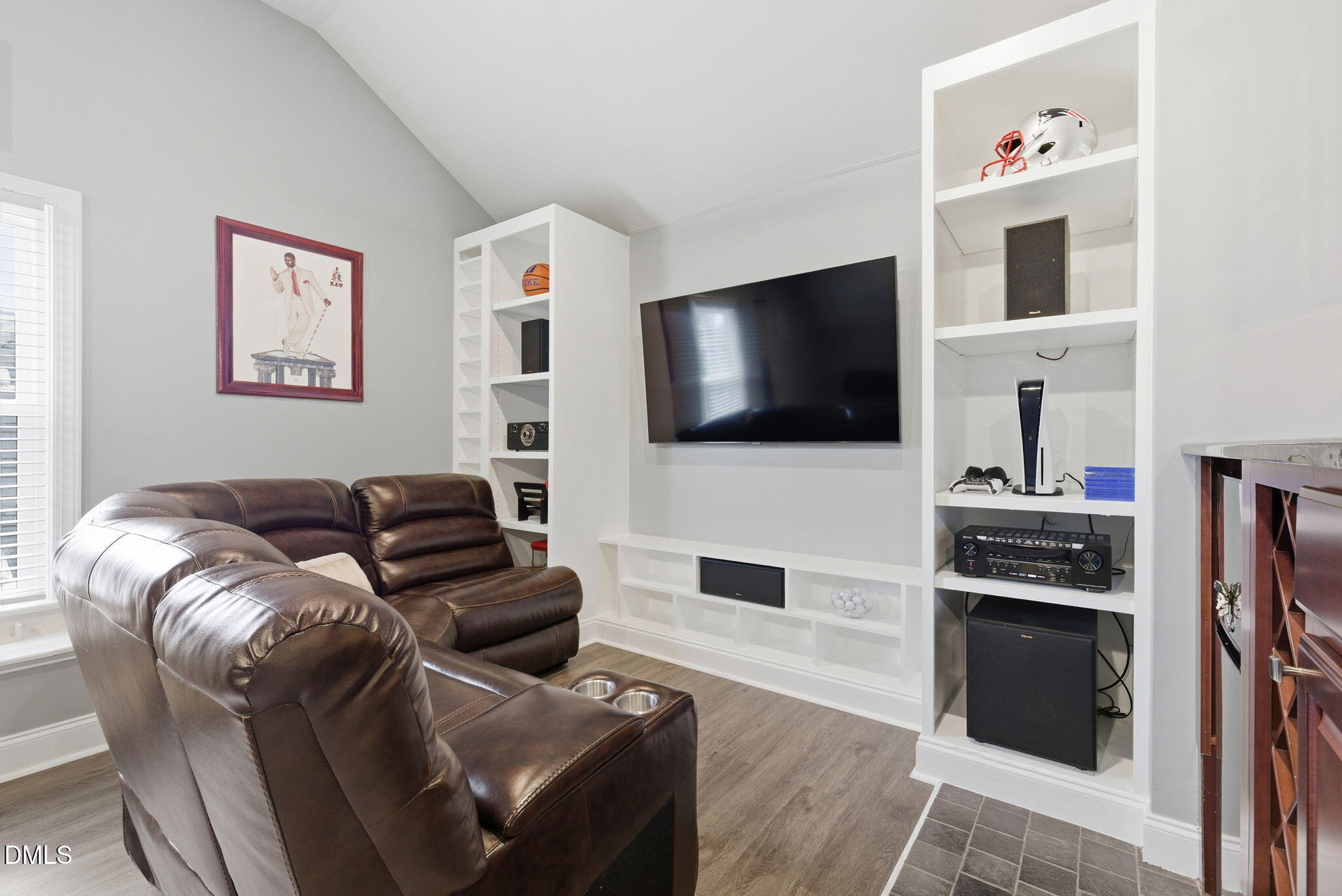 12305 Schoolhouse Street