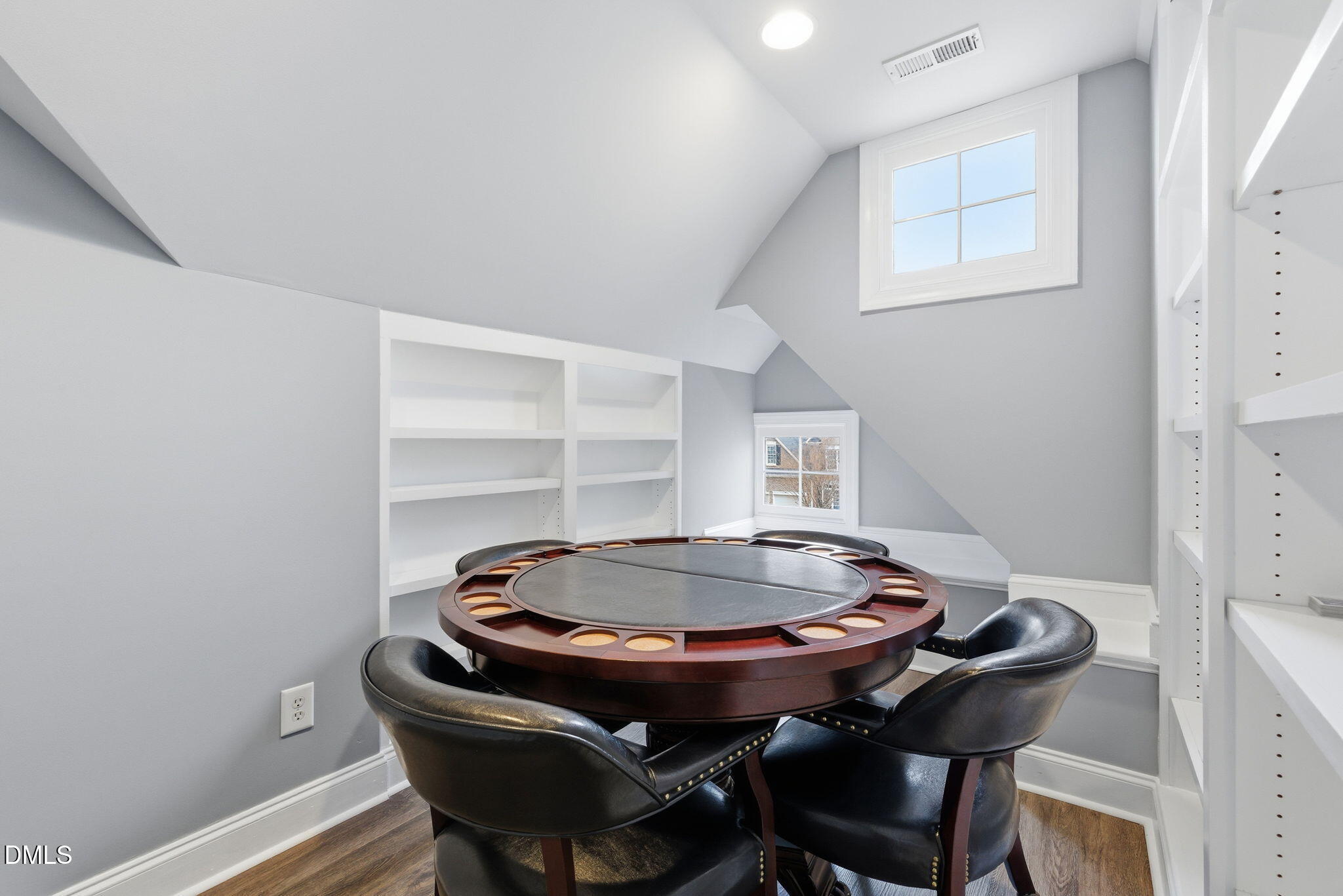 12305 Schoolhouse Street