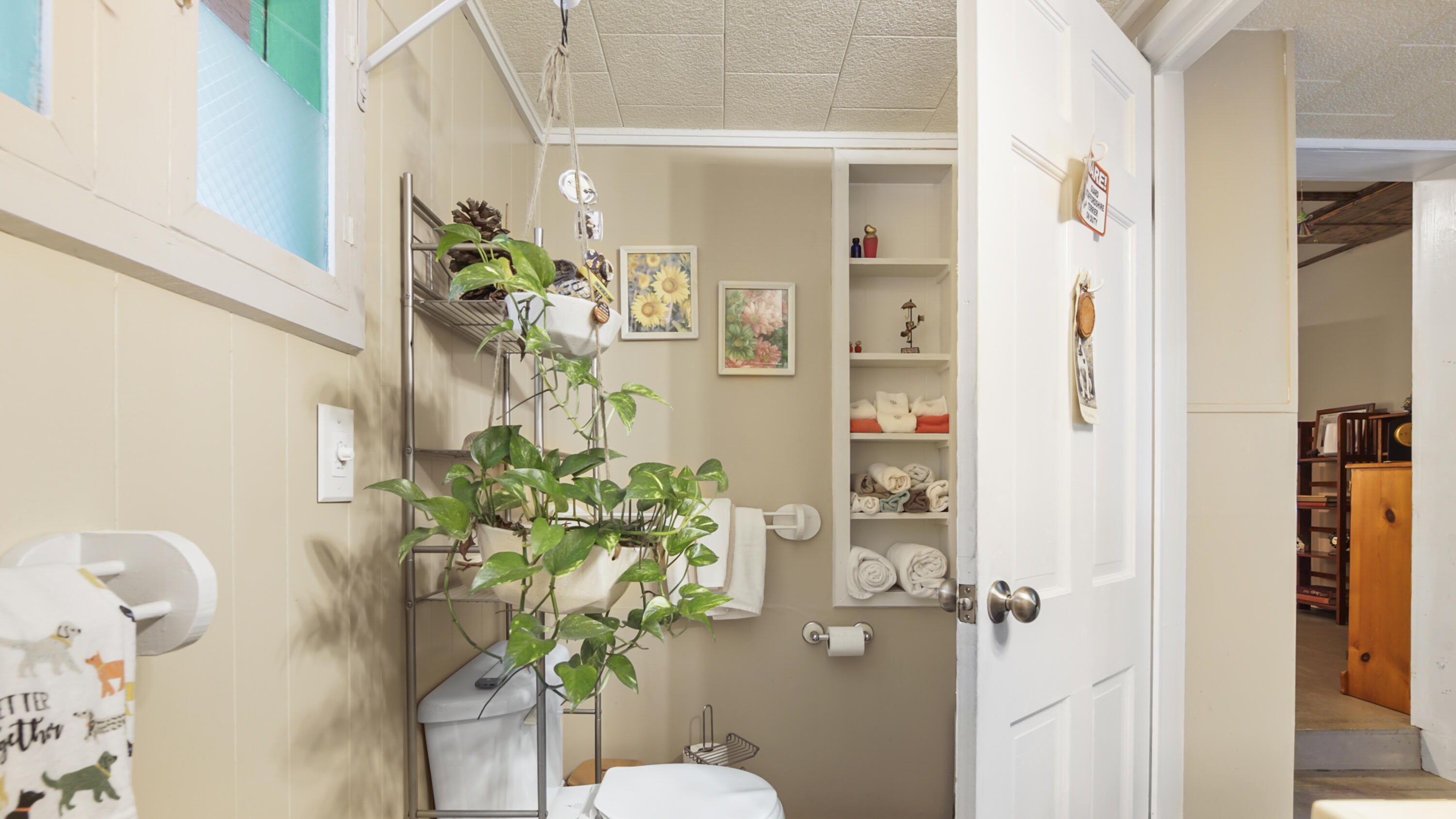 2765 Shade Tree Lane