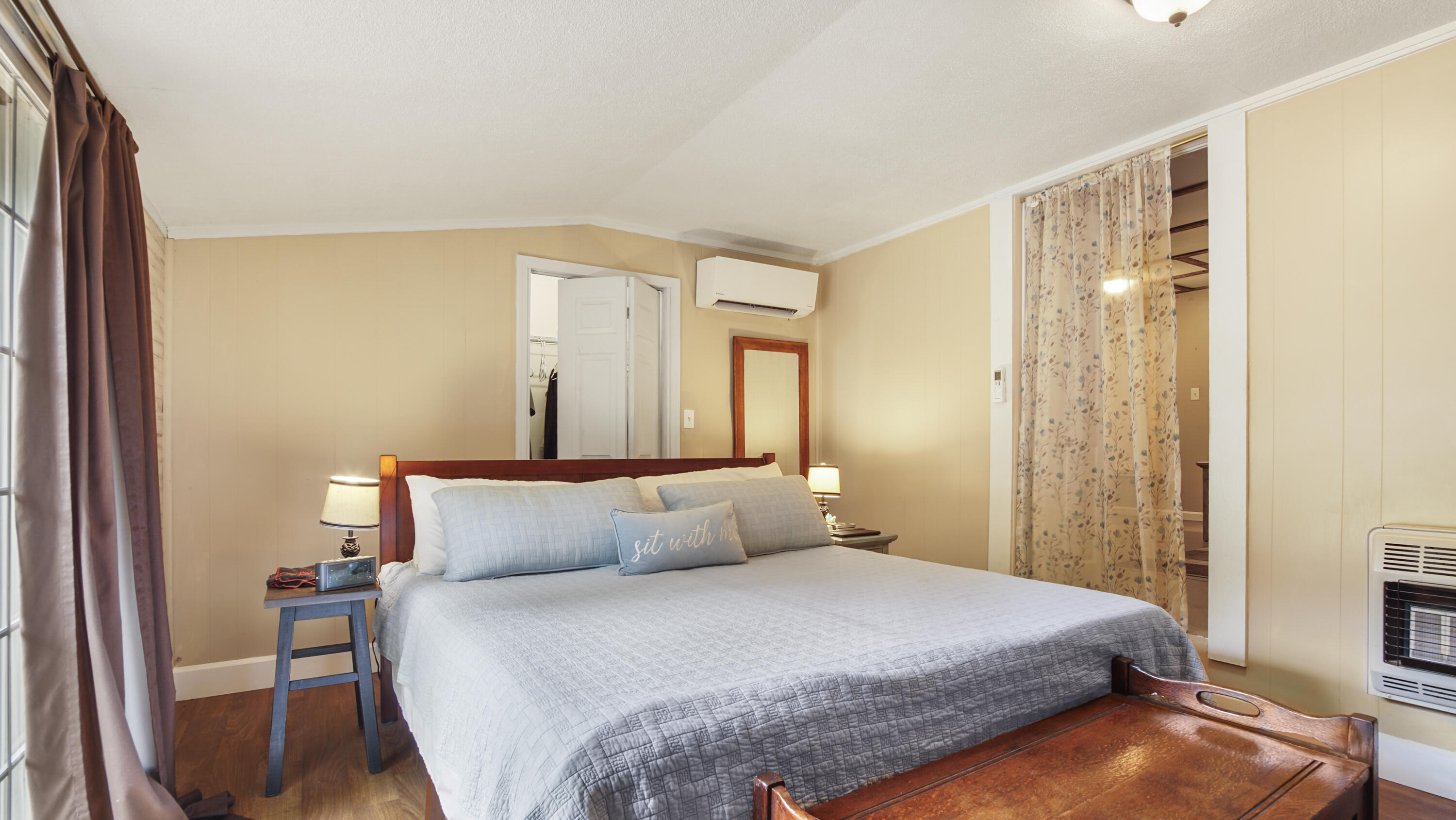 2765 Shade Tree Lane