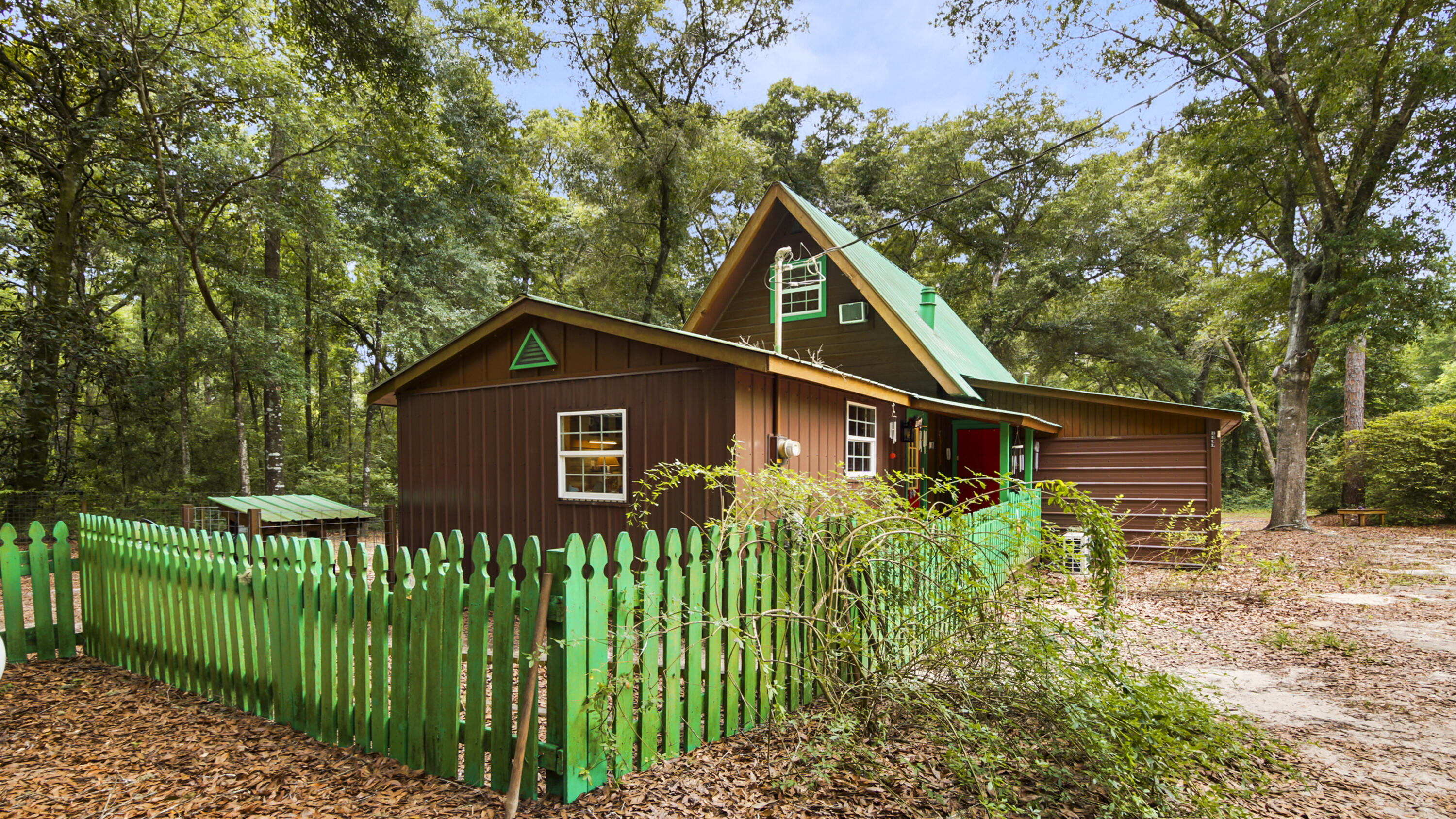 2765 Shade Tree Lane