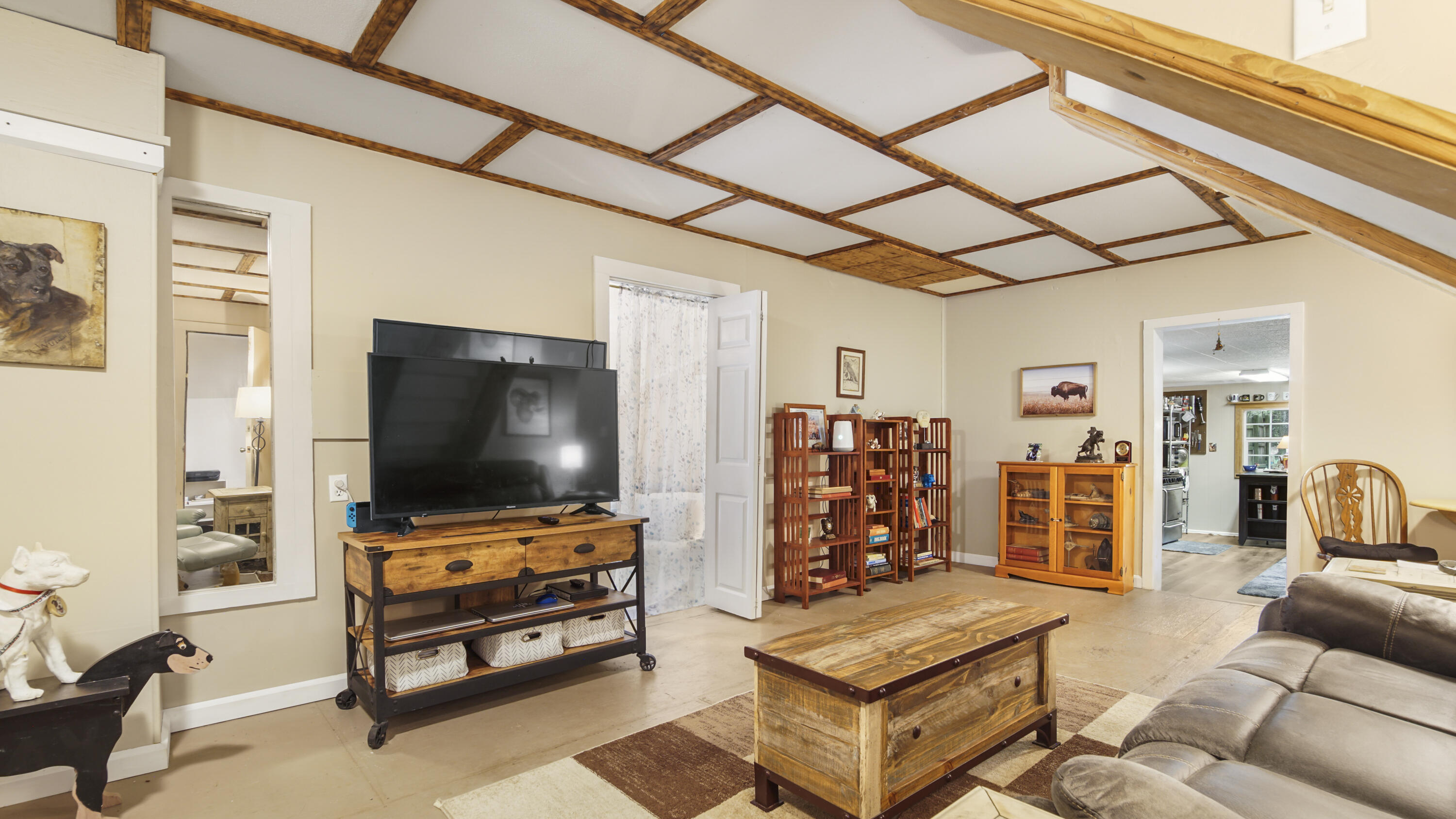 2765 Shade Tree Lane