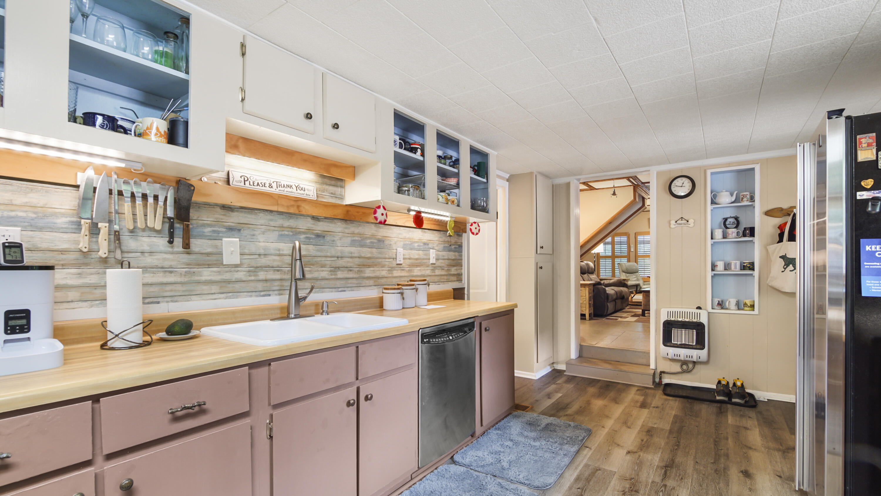 2765 Shade Tree Lane