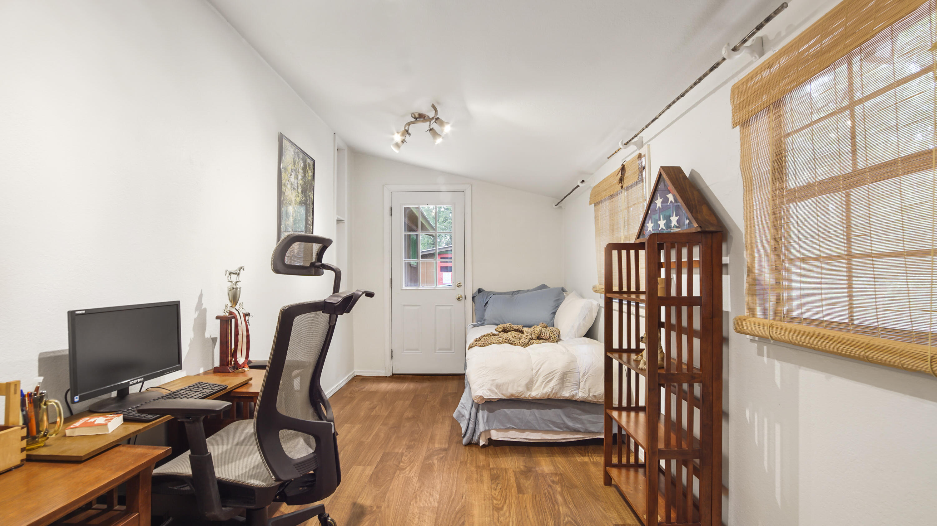 2765 Shade Tree Lane