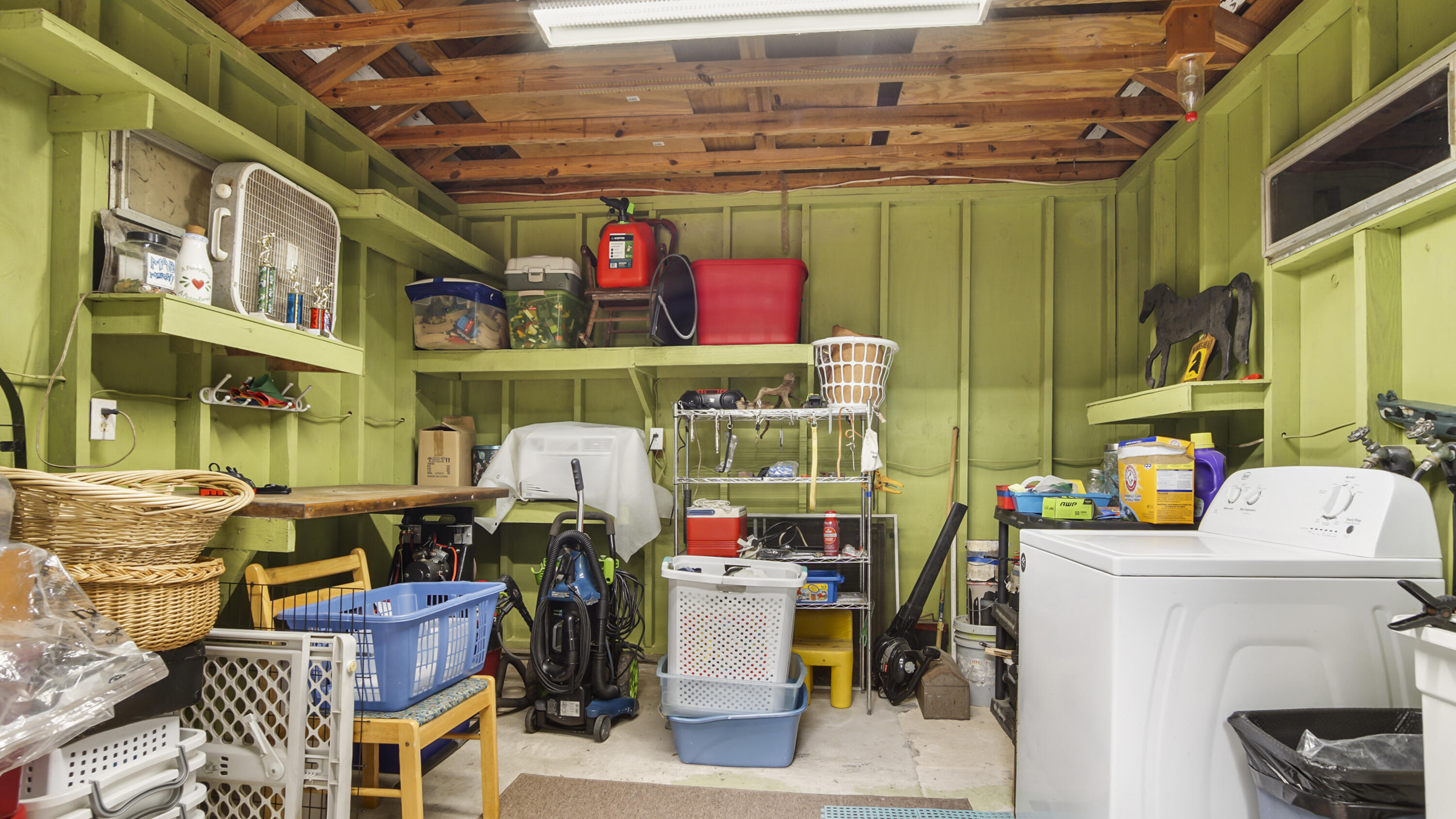 2765 Shade Tree Lane