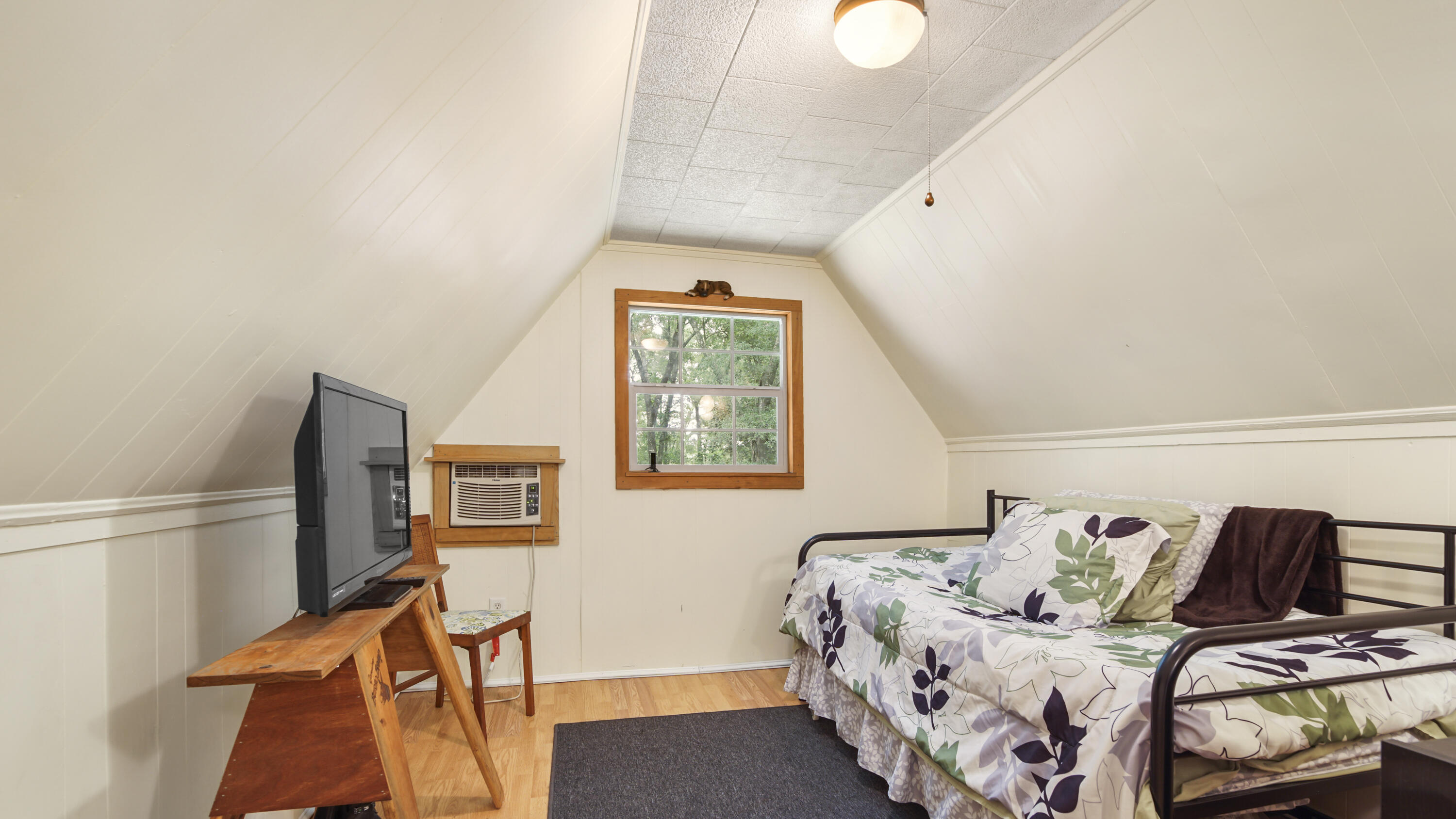 2765 Shade Tree Lane