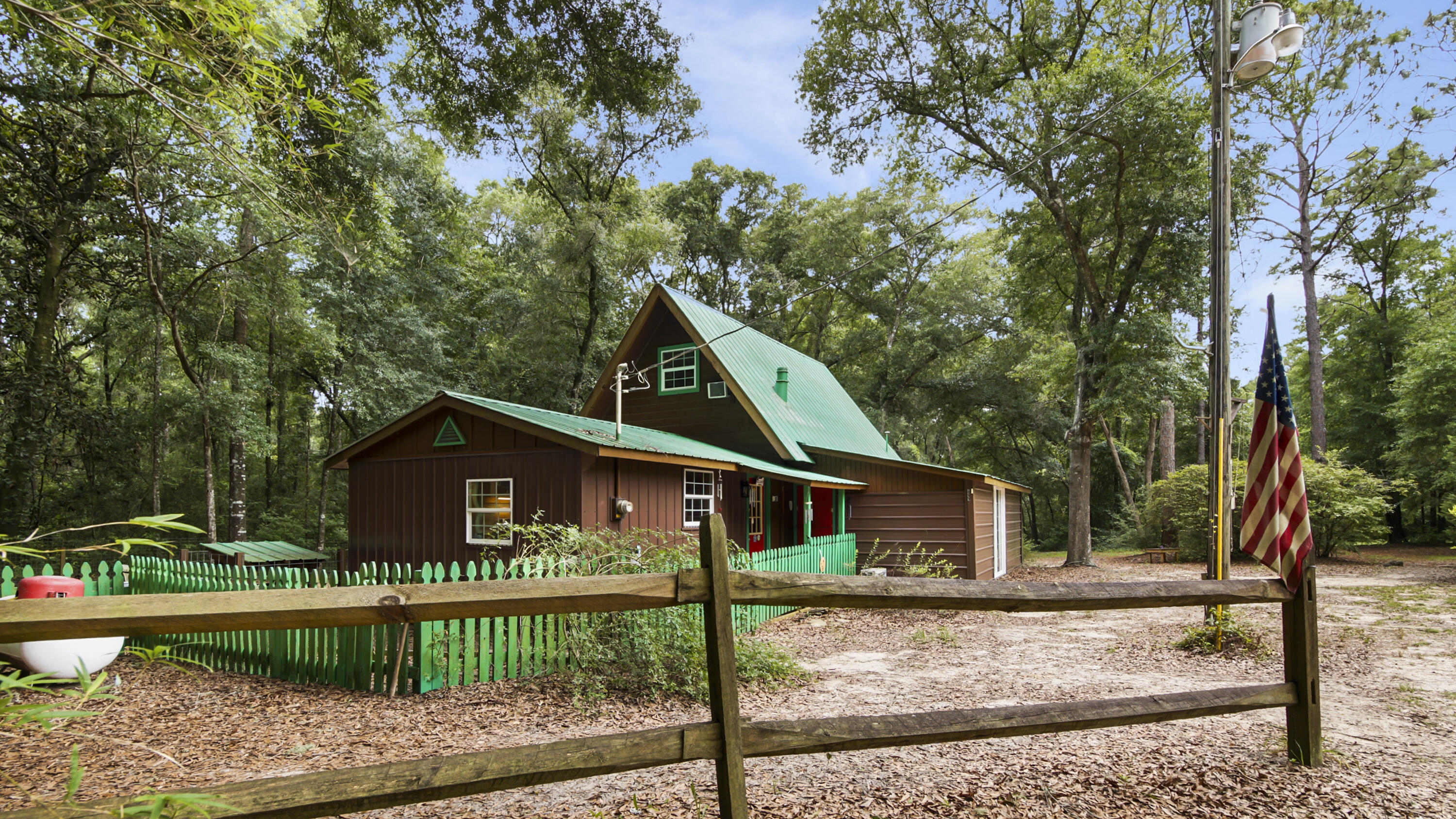 2765 Shade Tree Lane