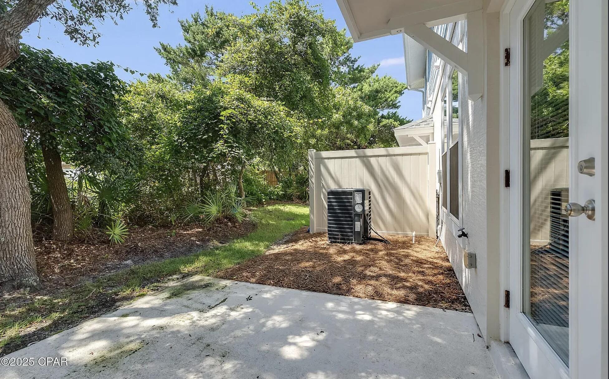 209 sand oak Boulevard