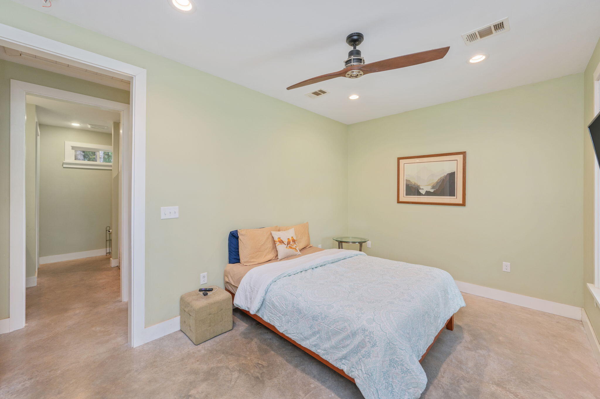 276 Squirrel Road, DeFuniak Springs