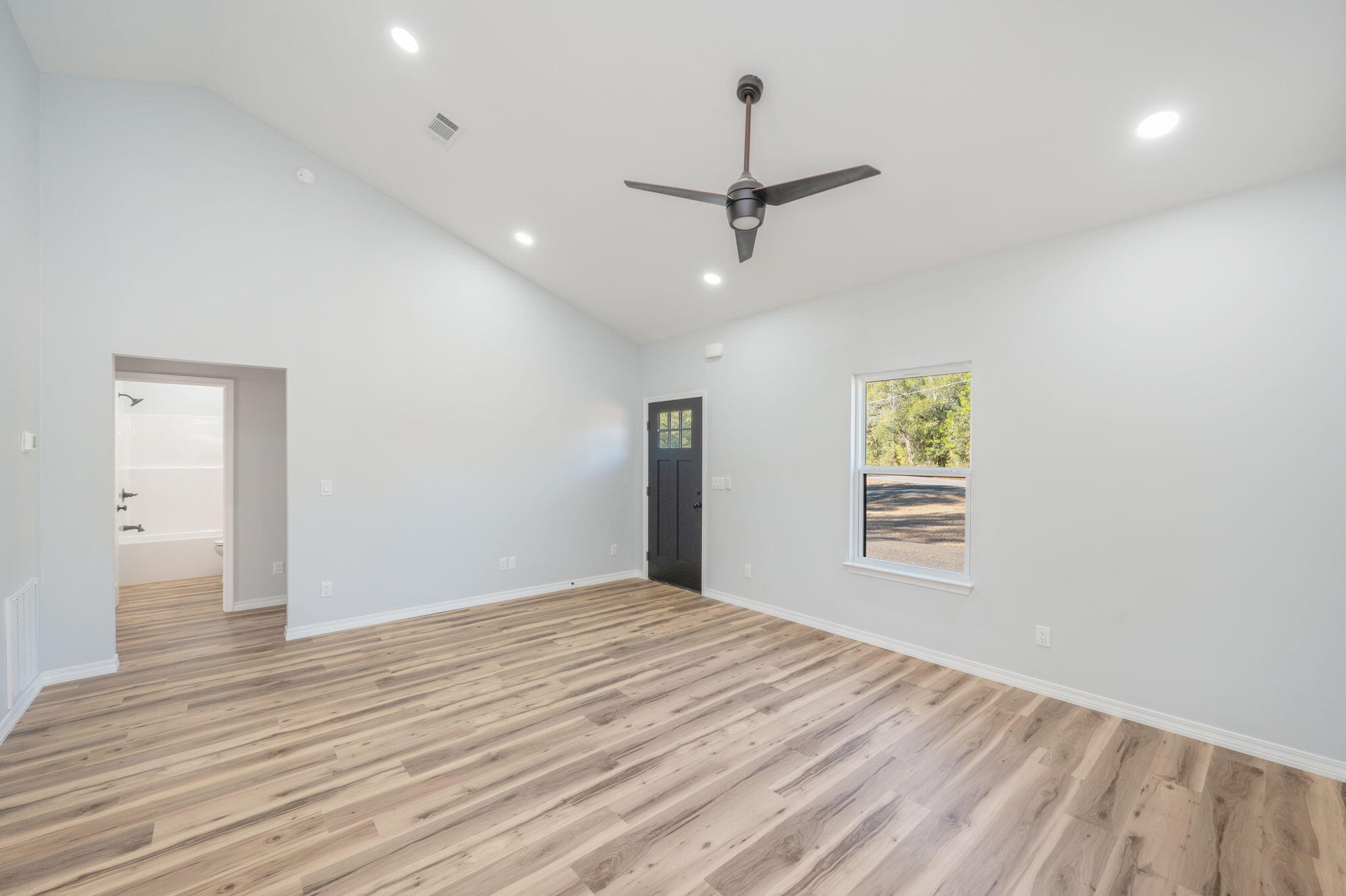 175 Caswell Road, DeFuniak Springs
