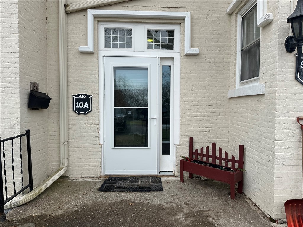 10A Brigham Hall
