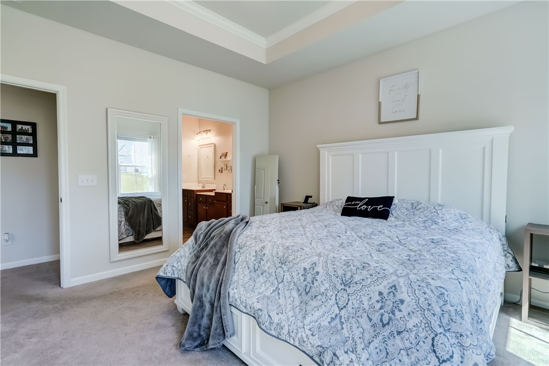 65 Midlakes Drive