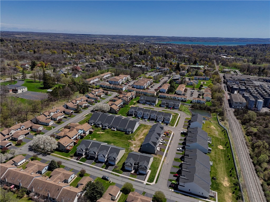 65 Midlakes Drive