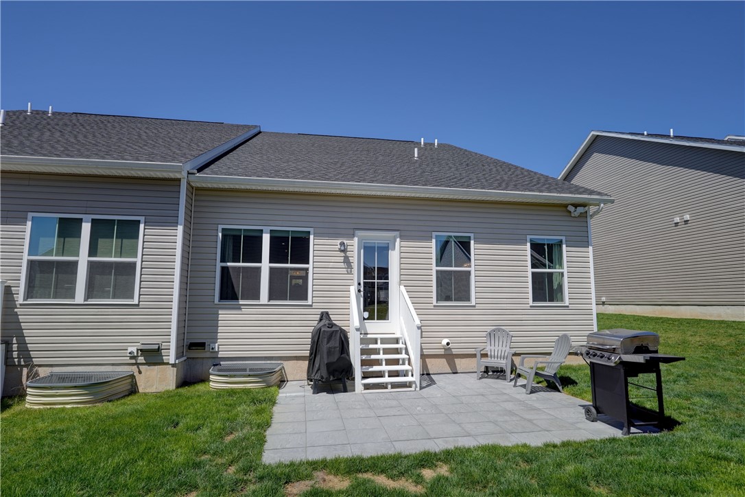 65 Midlakes Drive