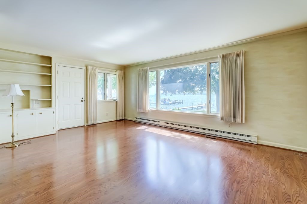 3386 Fallbrook Park