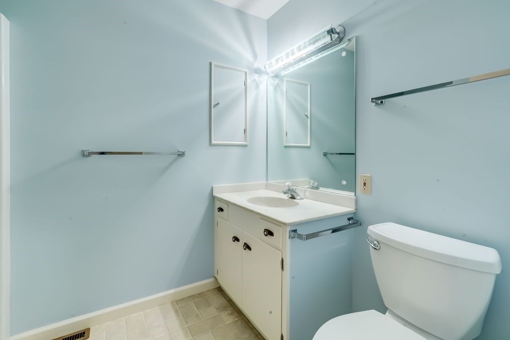 3386 Fallbrook Park