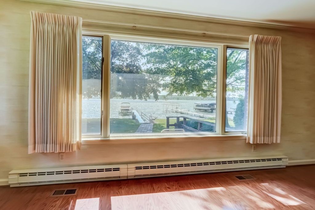 3386 Fallbrook Park