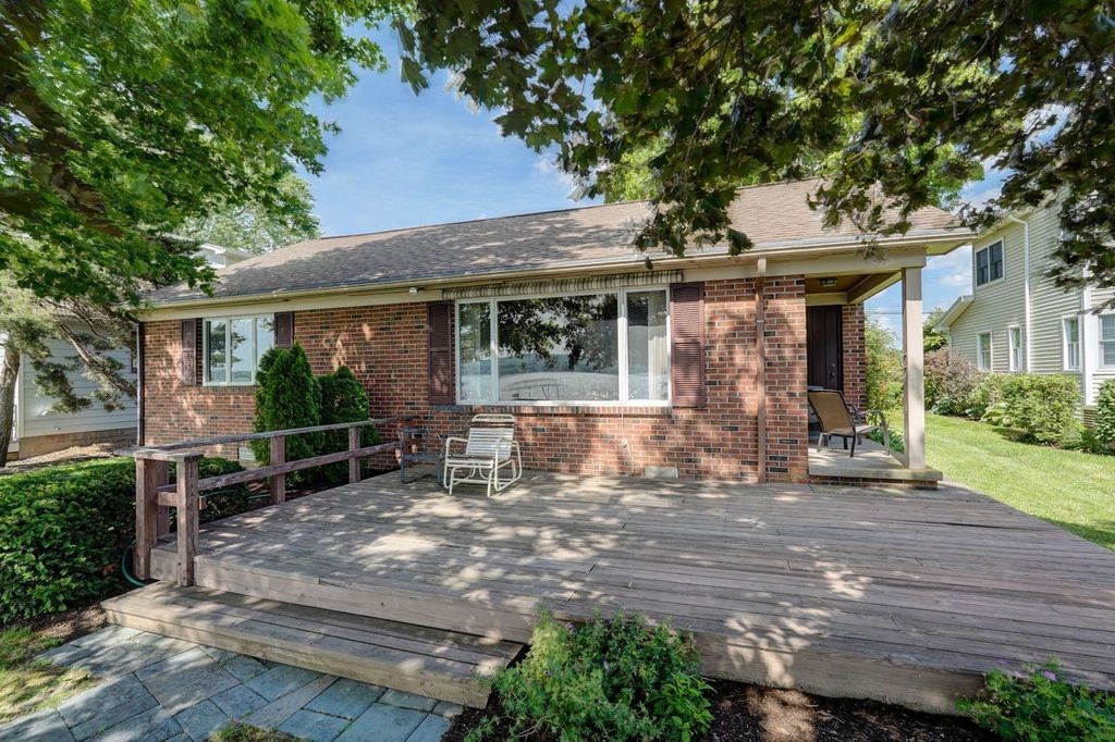 3386 Fallbrook Park