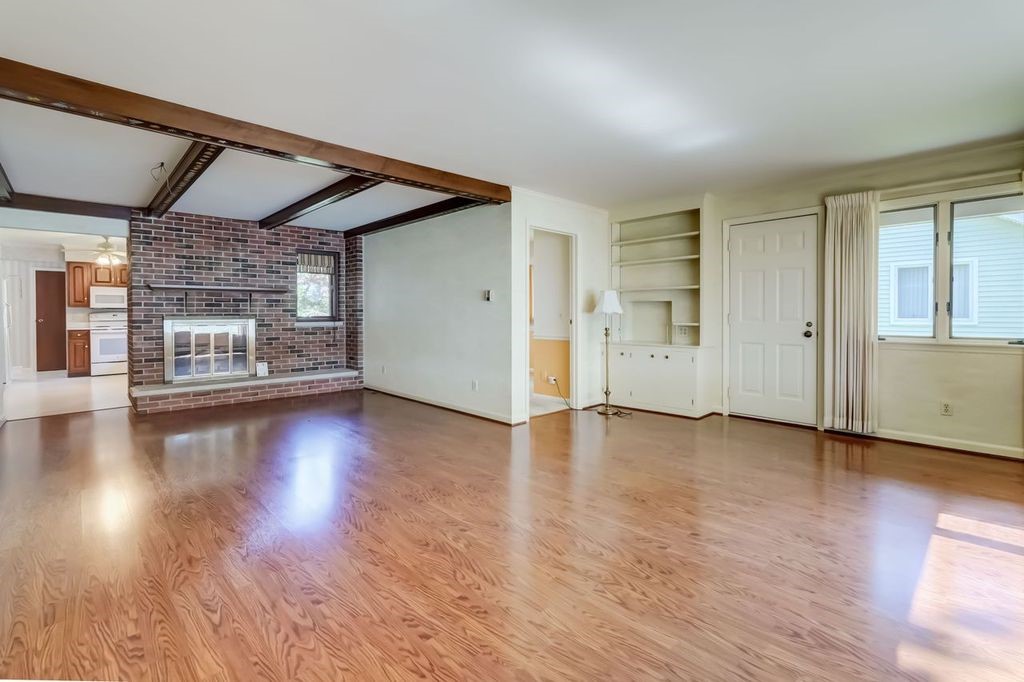 3386 Fallbrook Park