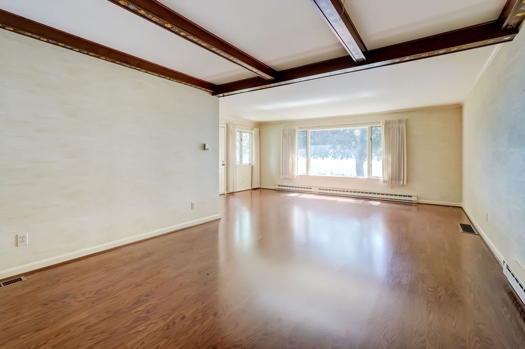 3386 Fallbrook Park