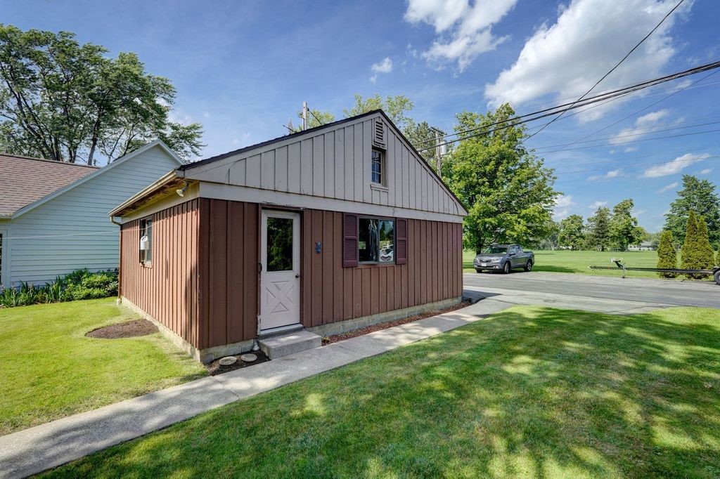 3386 Fallbrook Park