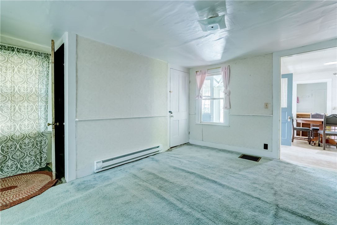 212 Hill Road